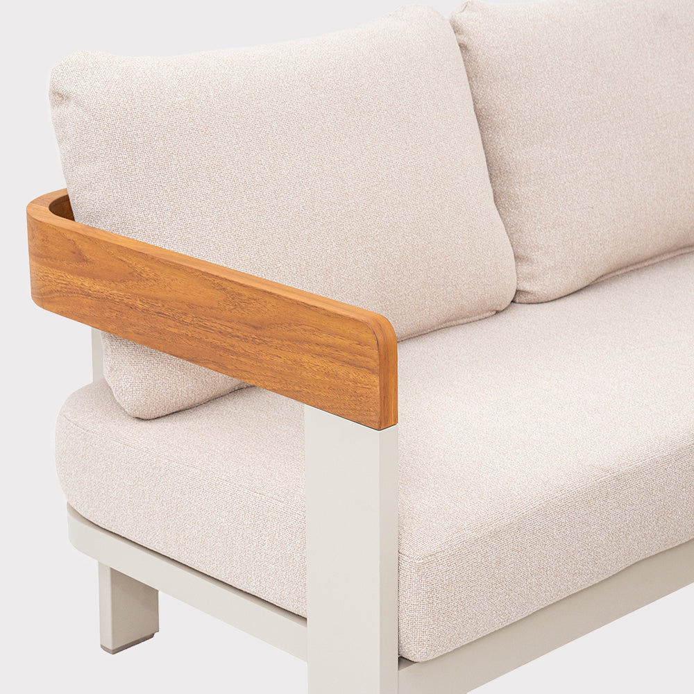 Molto corner set with a large dining table