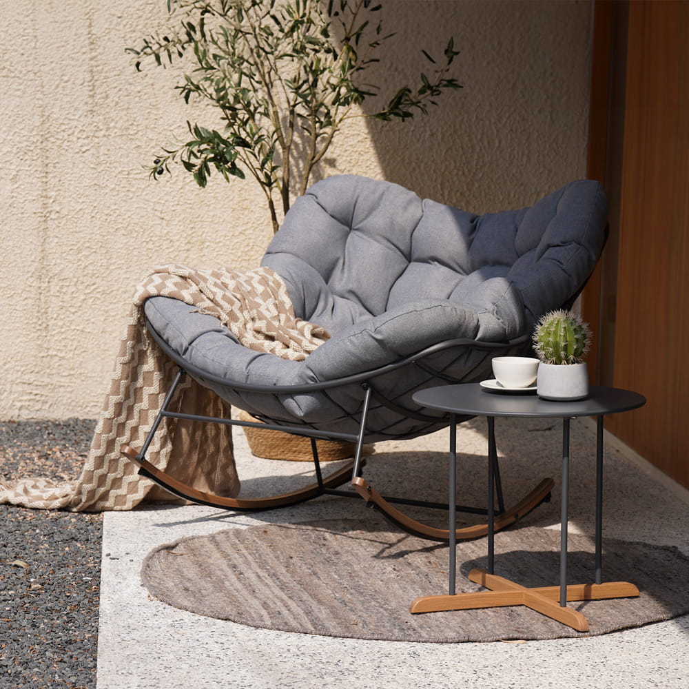 Fotel ogrodowy bujany Nube